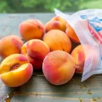 Freezing Peaches : Quick & Easy Method for Summer Flavor