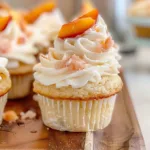 Peach Cupcakes: A Moist and Comforting Family Dessert